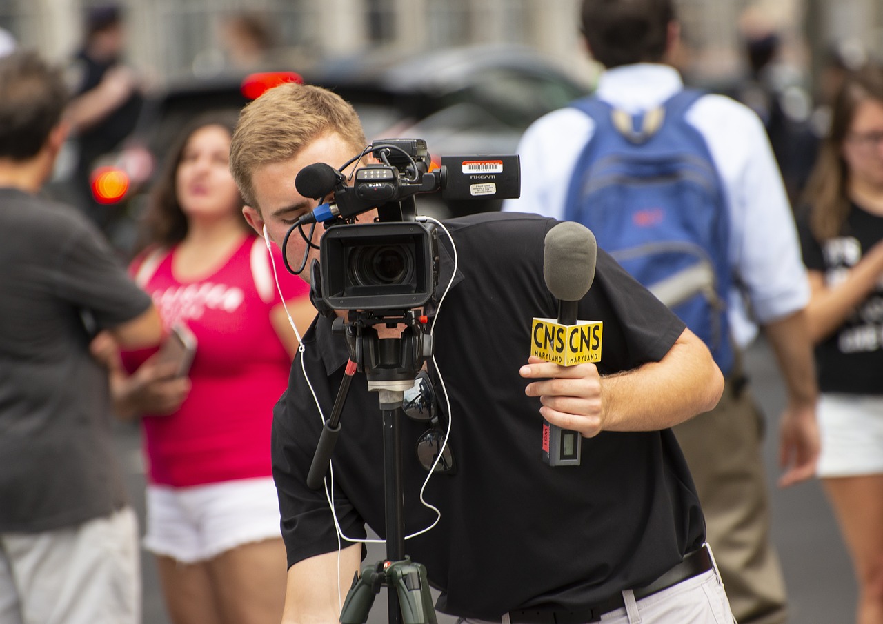 News cameraman